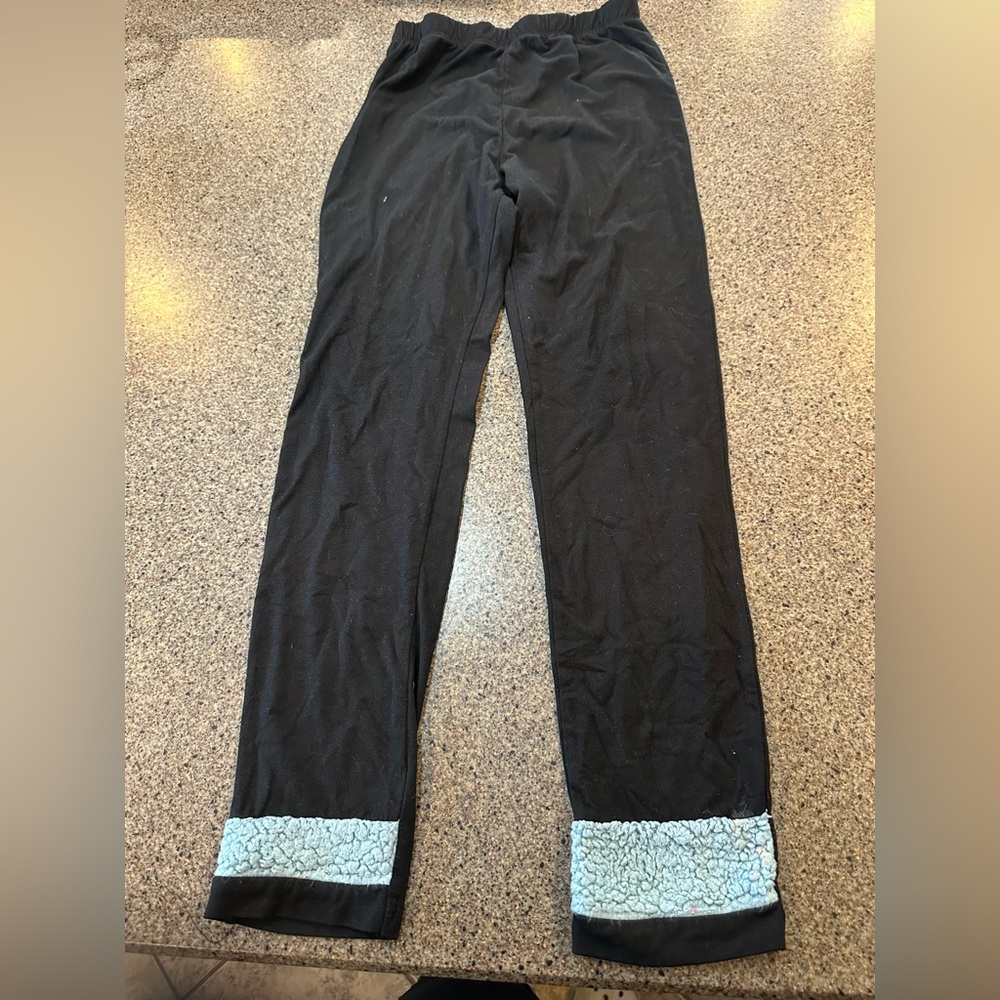 Black Leggings with Fleece Detail